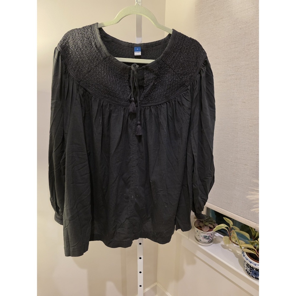 Old Navy 4X Charcoal Peasant Top Smocked Embroidered Collar Tassels
